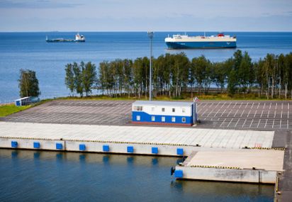 Расположенный в порту Усть-Луга Терминал «Новая Гавань», начал работать в сервисах «Конверста» с января 2026 г.