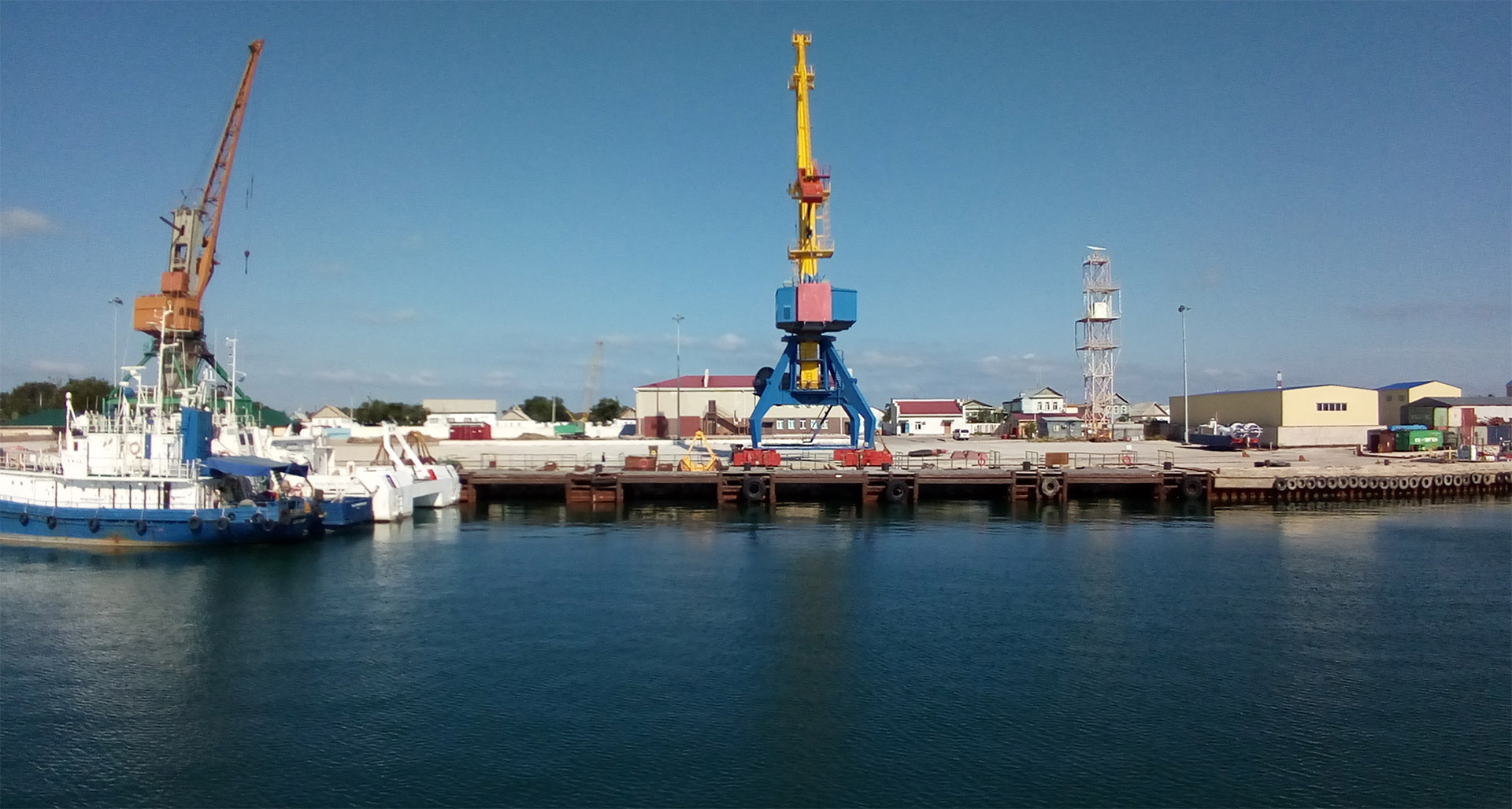 Сервис по цифровизации услуг системы управления движением судов в порту Баутино